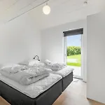 Дом отдыха Cozy In With Jacuzzi *