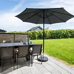 Cozy In With Jacuzzi Ferienhaus