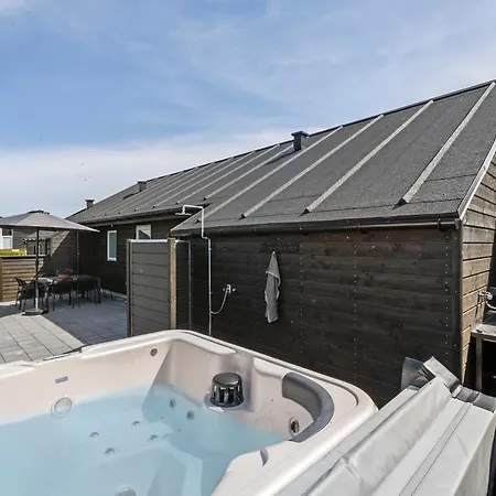 Cozy In With Jacuzzi * Frorup